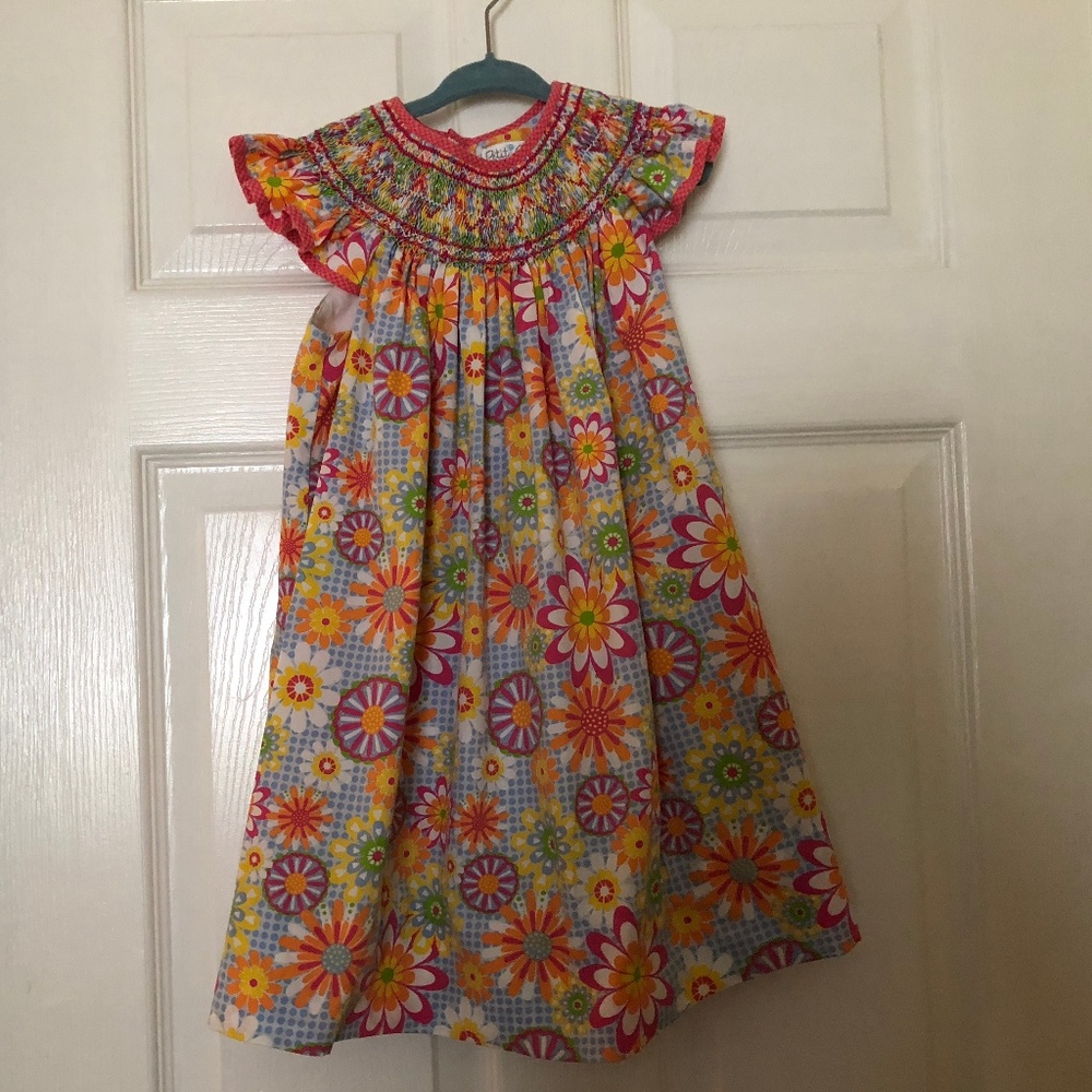 Petit Ami Size Size 2T Smocked Dress